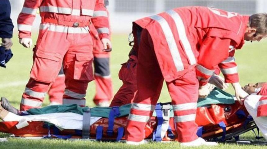 Salzburg kalecisinin ayağının kırıldığı an! (VİDEO)