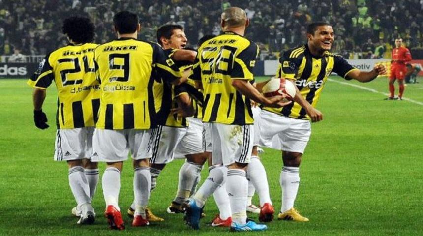 Fenerbah&ccedil;e lider ama...