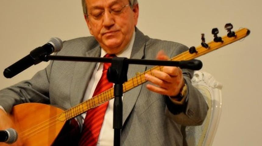 Türk halk müziği sanatçısı Mehmet Erenler'den üzen haber! Hastaneye kaldırıldı