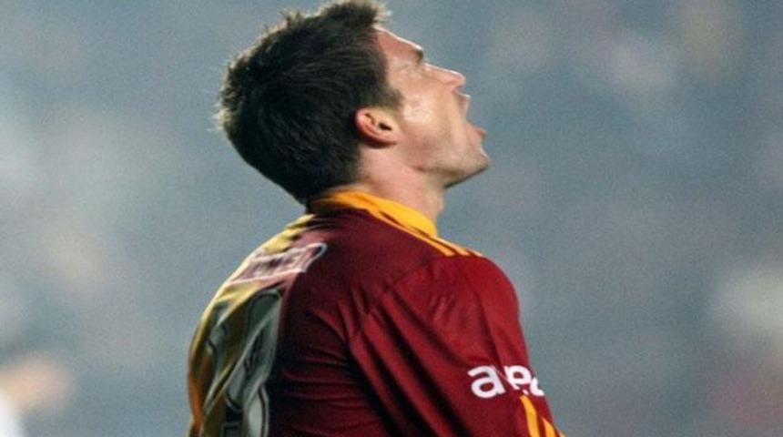 Harry Kewell s&ouml;zleşemedi!