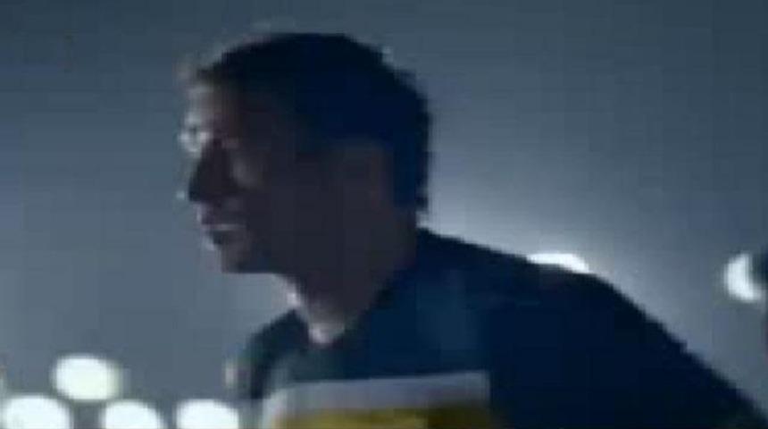 Neill hayvanlara karşı (VİDEO)