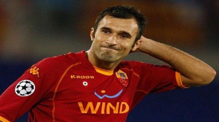 Roma'da Vucinic şoku!