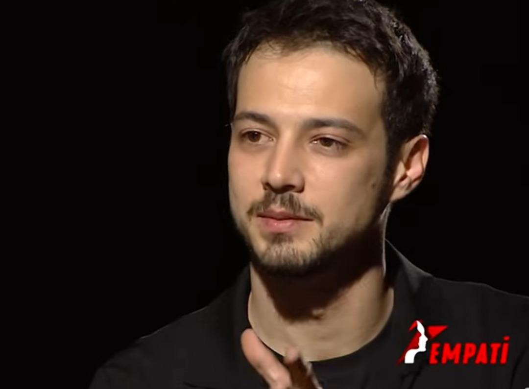 Kızıl Goncalar ın Cüneyd i Mert Yazıcıoğlu zor günleri geride bıraktı!  Yüz felci geçirdim   3