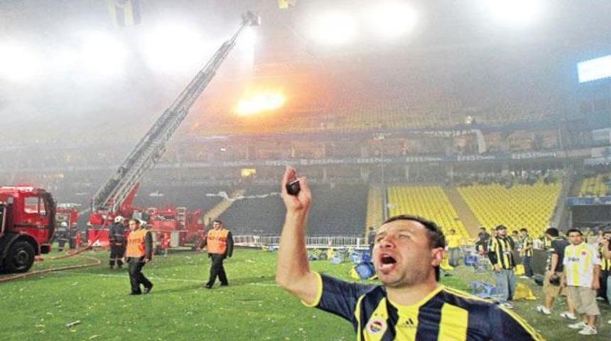Fener'e b&uuml;y&uuml;k ceza!