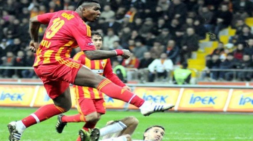 Cimbom Ariza'ya bağladı!