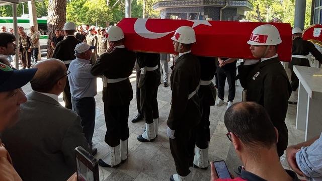 Denizli gazisine askeri törenle veda etti