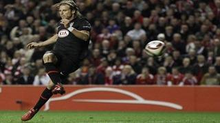 Torres'in yerine Forlan!