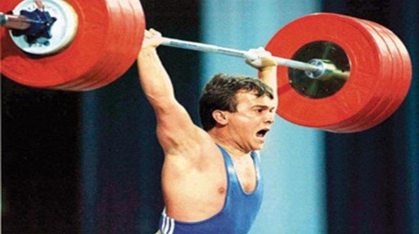 Her şeyini kaybetti!