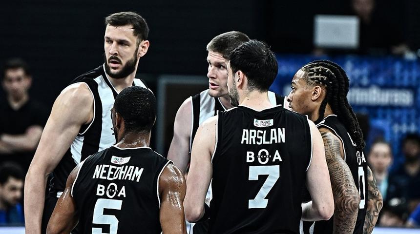 Beşiktaş, Anadolu Efes'i mağlup ederek final yolunda büyük avantaj yakaladı!