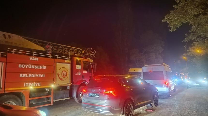 Van'da Müküs Çayı'na düşen 16 yaşındaki çocuk hayatını kaybetti