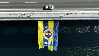 Fenerbahçe Beko'nun bayrakları, 1915 Çanakkale ve Osmangazi Köprüsüne asıldı