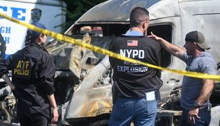  Brooklyn’de  11 NYPD aracı ateşe verildi
