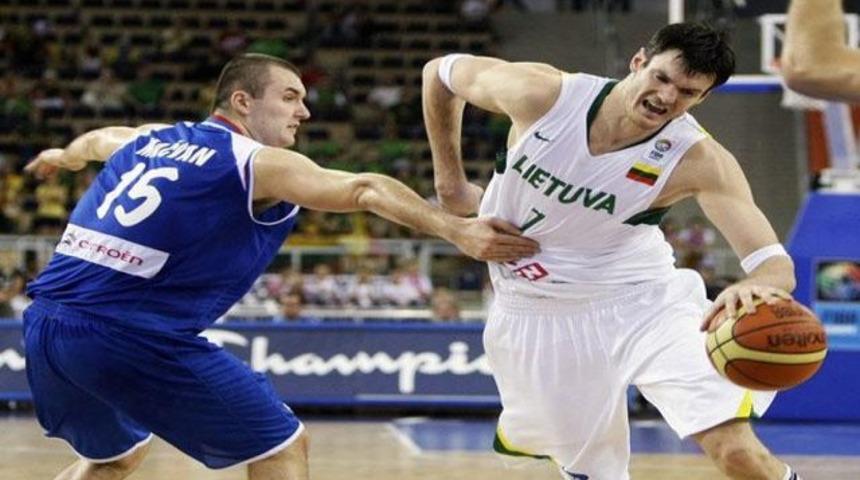 R.Madrid'li yıldız F.Bah&ccedil;e'de!