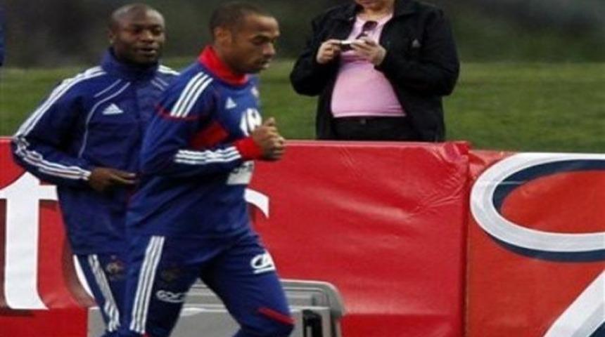 Arsenalli yıldıza kanca!