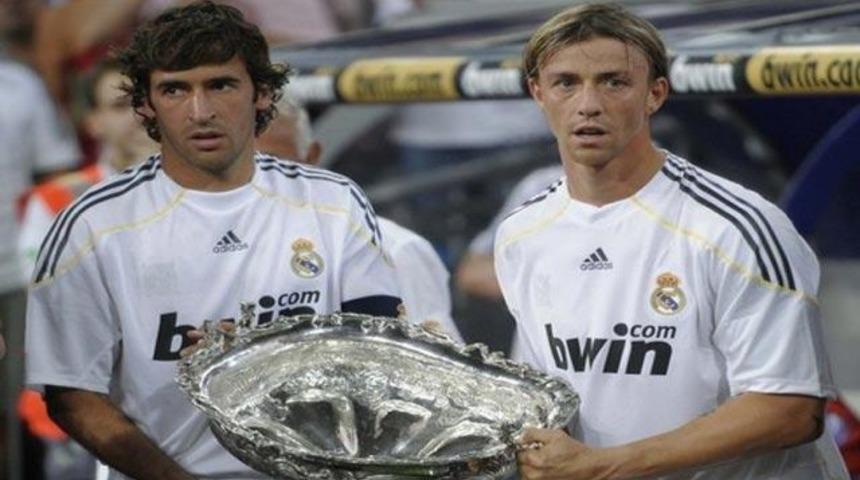 Kartal ikisini de bitiriyor!