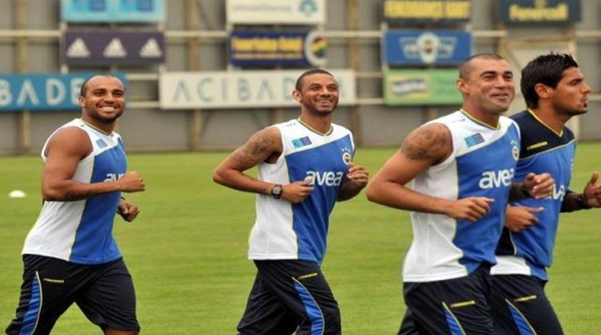 Kanarya Bel&ccedil;ika'ya 4 eksikle gitti!