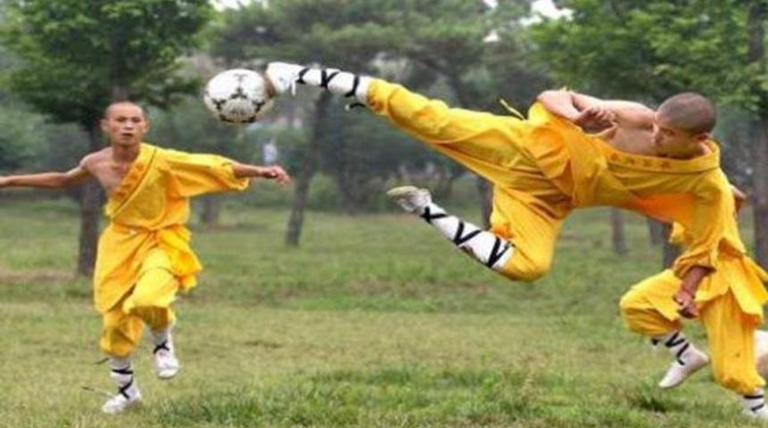 İşte D&uuml;nya'nın en tehlikeli futbolcuları!