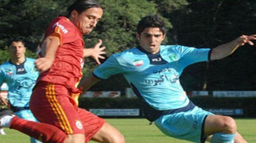 Aslan ezdi ge&ccedil;ti