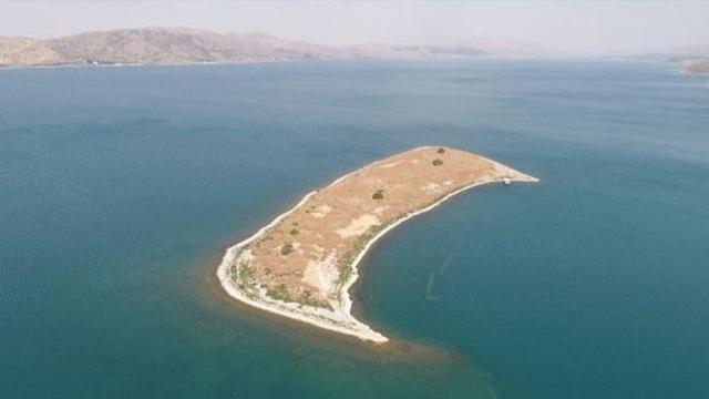 Hazar Denizi'nde yeni bir ada keşfedildi