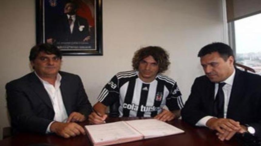 Ersan imzayı attı!