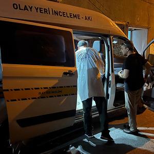 Apartmanı koku sarınca şüphelendiler: Yalnız yaşadığı evinde ölü bulundu!
