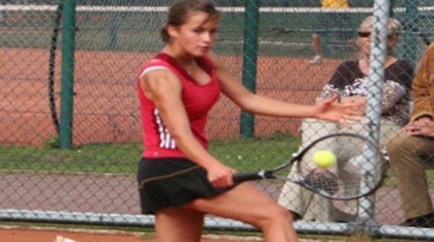 Derya ve Melis'ten erken havlu!