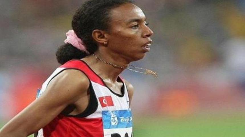 Elvan Abeylegesse &ouml;l&uuml;mden d&ouml;nd&uuml;!