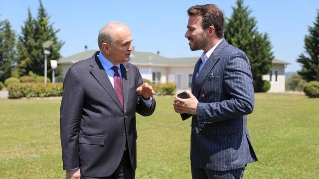 Cumhurbaşkanı Erdoğan ile viral olan görüşmesini anlattı... Faruk Özlü'den çok konuşulacak belediye çıkışı! "Ekrem Bey'e Allah çok büyük bir görev nasip etti ama..."