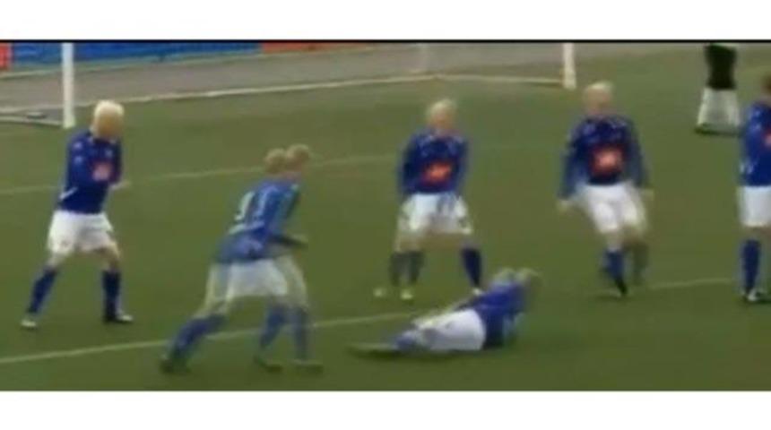 B&ouml;yle gol sevinci g&ouml;r&uuml;lmedi! (Video)