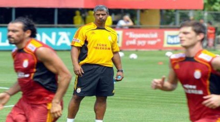 Rijkaard'dan radikal değişiklikler!