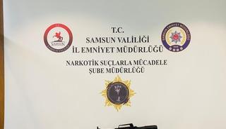 Samsun'da ruhsatsız silah ve uyuşturucu operasyonları! 3 zanlı yakalandı