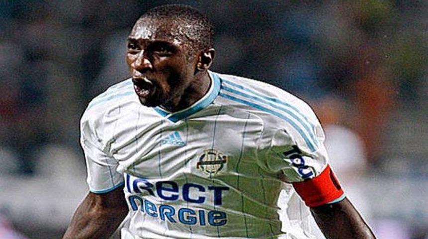 Niang Fenerbah&ccedil;e'de!