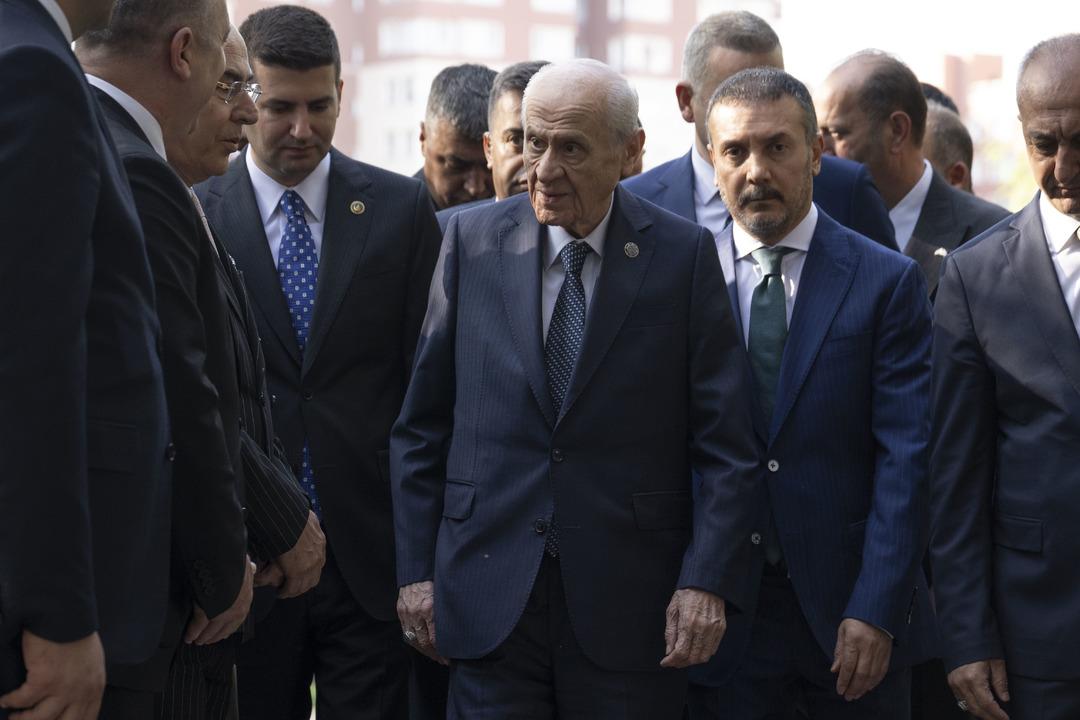 AA-20250606-38199210-38199201-MHP_GENERAL_CHAIRMAN_BAHCELI_ALPARSLAN_TURKESIN_VISED_THE_GRAVE