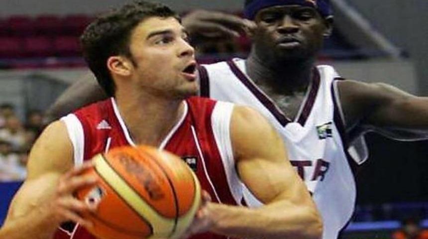 Engin Ats&uuml;r ameliyat oldu!