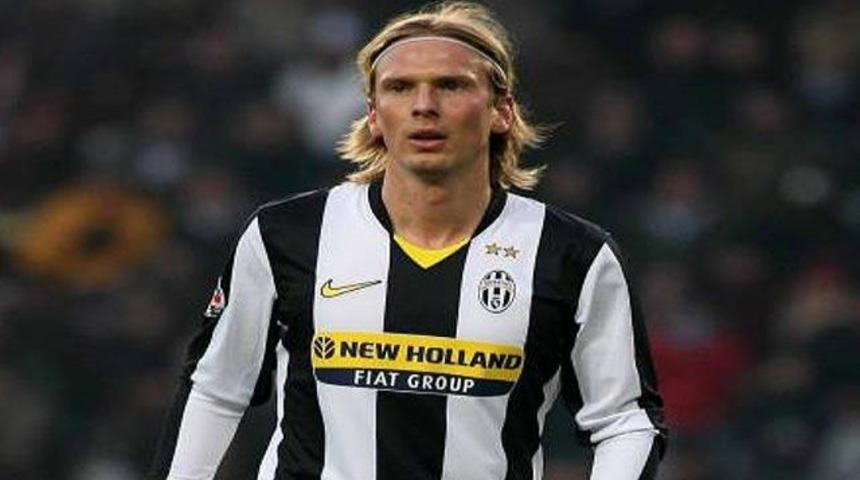 Poulsen imzayı attı!