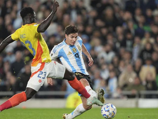 Arjantin Kolombiya maçında çok çirkin olay!