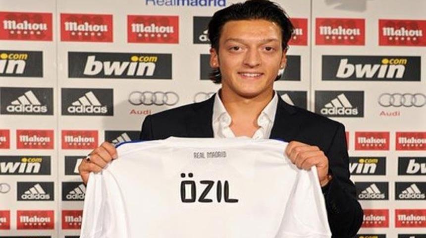 Mesut imzayı attı!