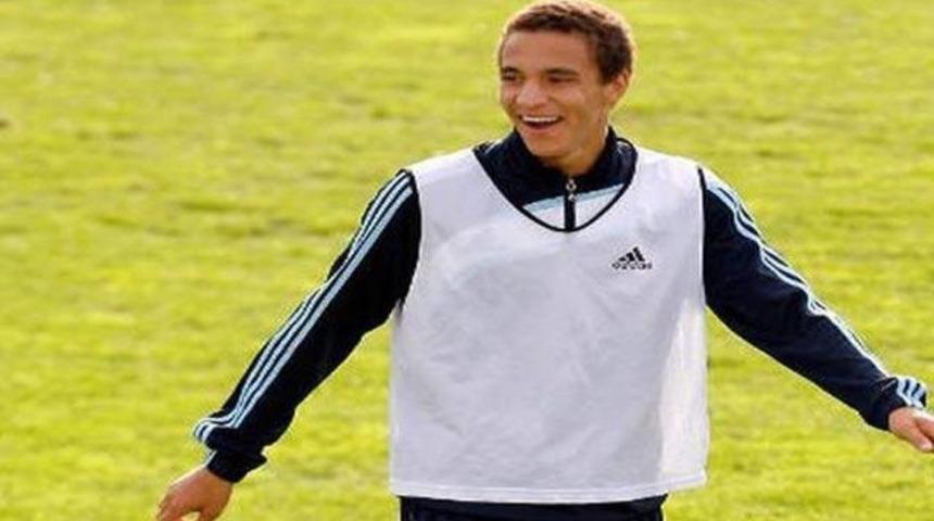 Benficalı yıldız Kartal'da!