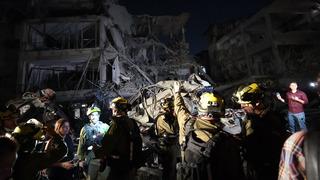 İran'ın füze saldırılarının ardından İsrail genelinde şiddetli patlama sesleri duyuldu