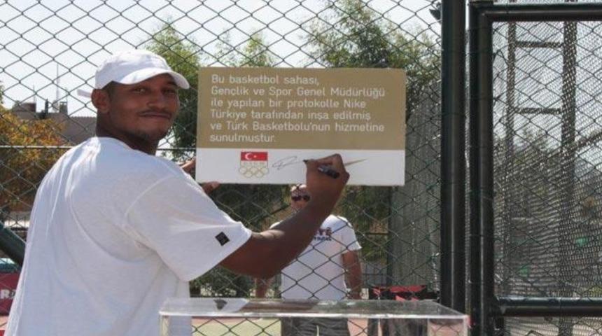 Boris Diaw: 'T&uuml;rkiyeye karşı oynamak istemem'