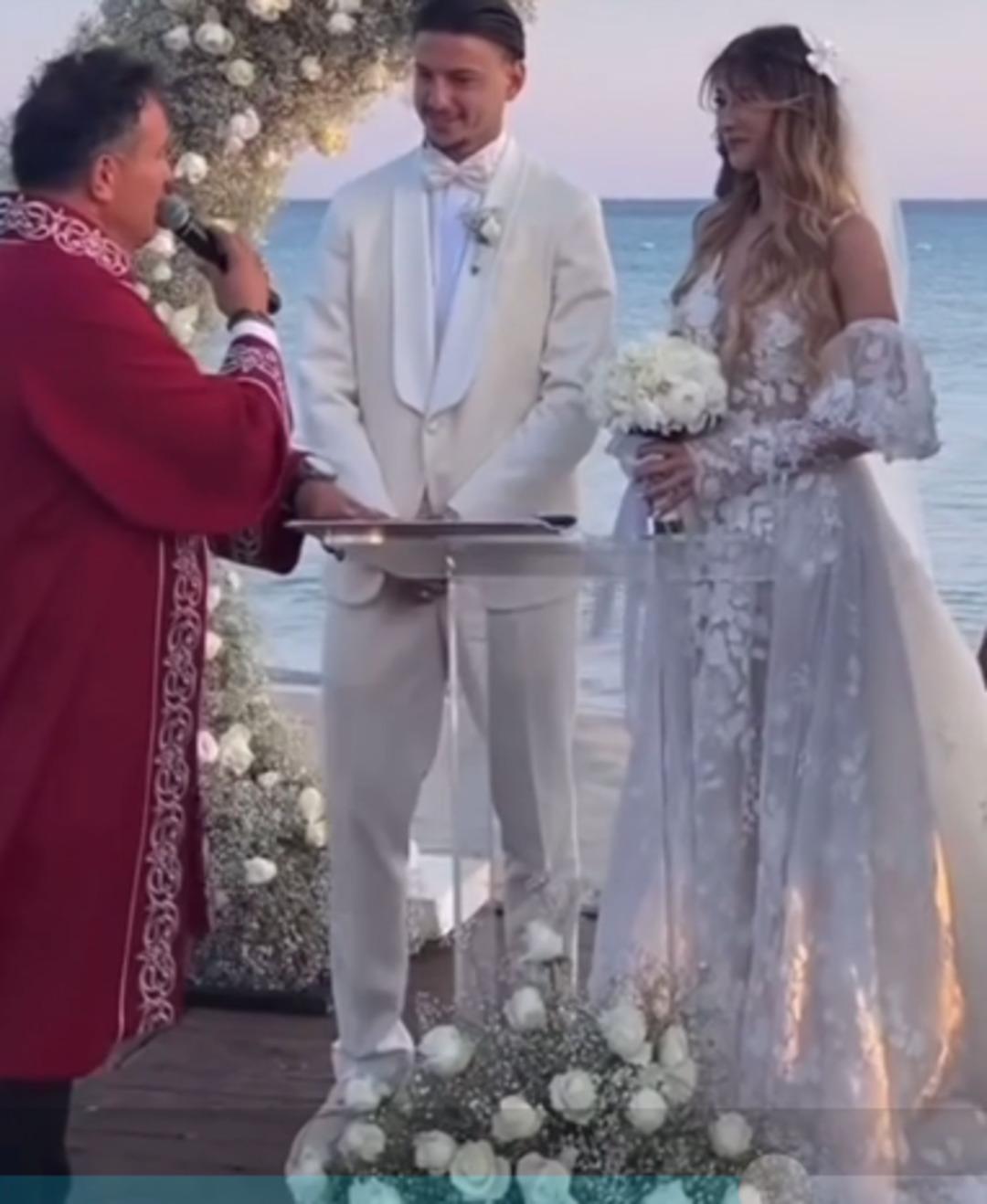 Anne Gül Destan gelini istemiyordu! Enis Destan ve Arzum Kuruçalı evlendi... Gelinlik dikkat çekti 2