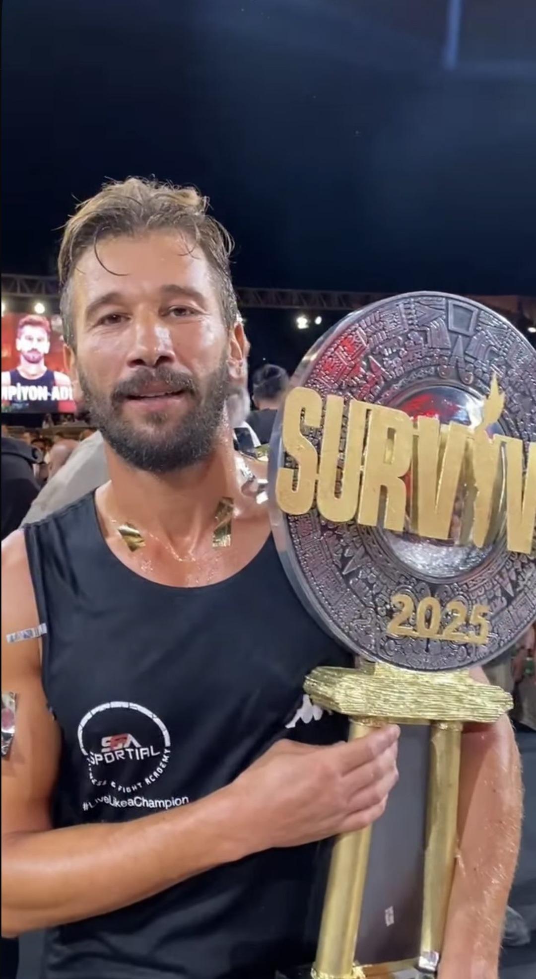 Survivor 2025 şampiyonu Adem! Batuhan Karacakaya fena dile düştü... "Nasıl yenildin anlatsana" 1