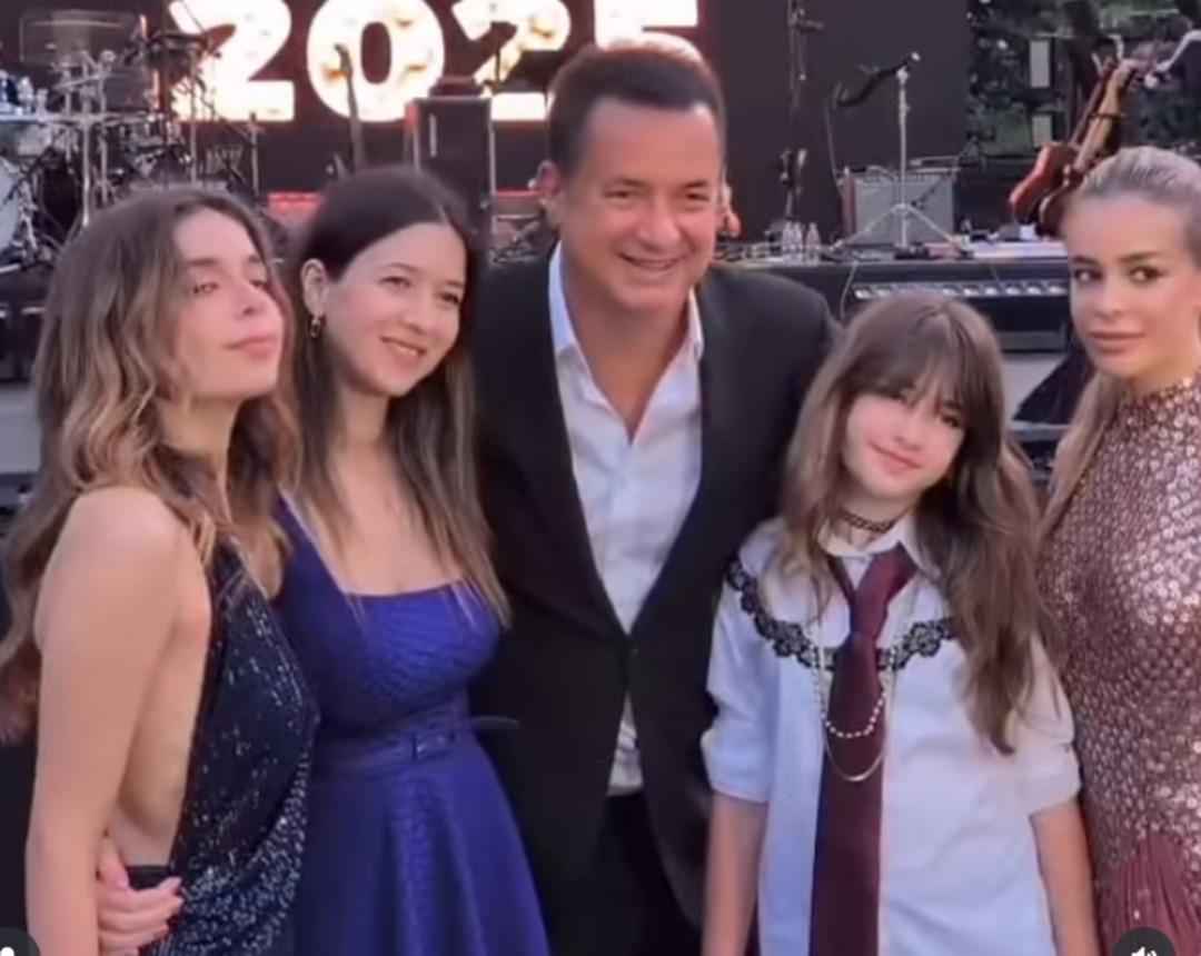 Acun Ilıcalı nın kızı Yasemin mezun oldu! Yasemin Ilıcalı nın güzelliğine beğeni yağdı 1