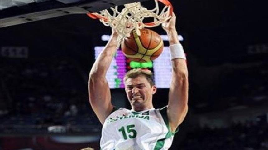 12 Dev Adamın rakibi Slovenya!