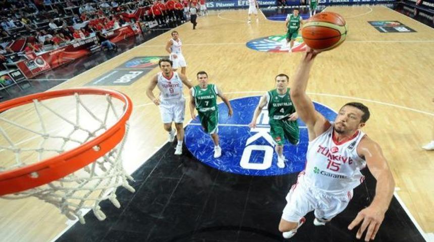 T&uuml;rkler u&ccedil;uyor..!