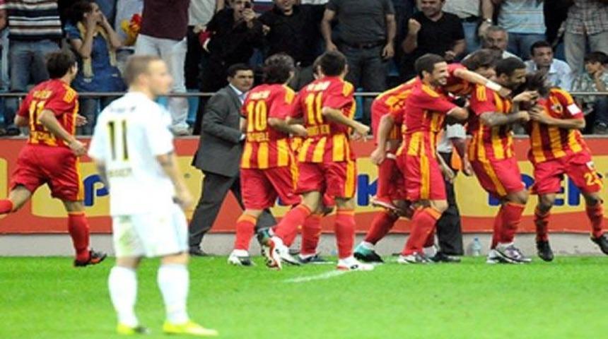 Kadir 'Has'ta' Fenerbah&ccedil;e!