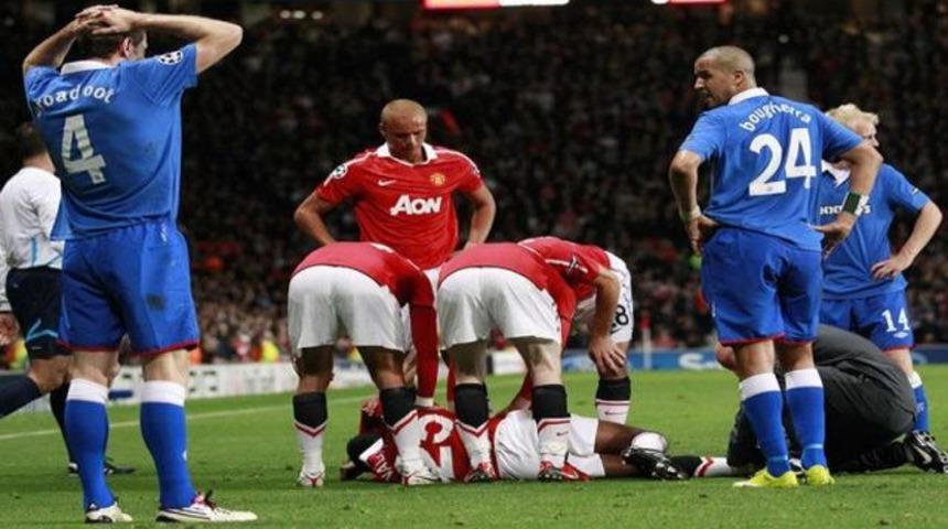 ManU'da Valencia'nın bileği kırıldı!