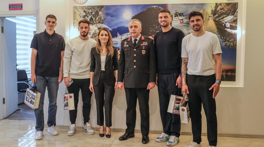 Trabzonspor’dan Jandarma Teşkilatı’na anlamlı ziyaret