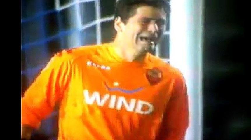 Julio Sergio y&uuml;rek burktu! (Video)