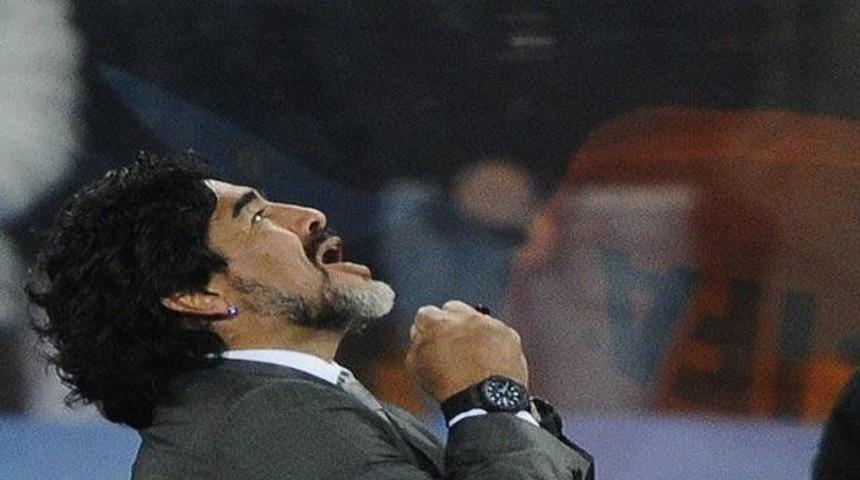 Arjantinliler Maradona'ya karşı!